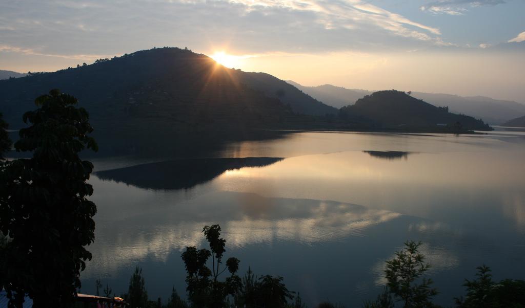 Kabale Amasiko Homestay Lake Bunyonyi מראה חיצוני תמונה