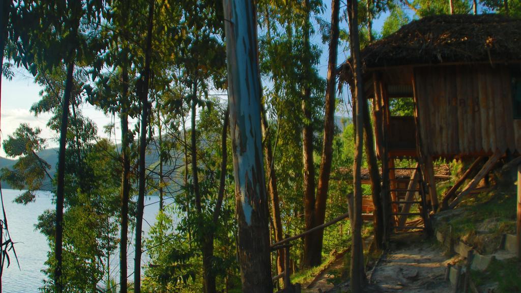 Kabale Amasiko Homestay Lake Bunyonyi מראה חיצוני תמונה