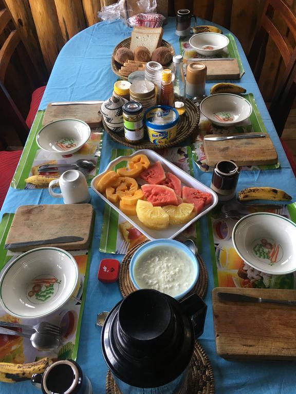 Kabale Amasiko Homestay Lake Bunyonyi מראה חיצוני תמונה