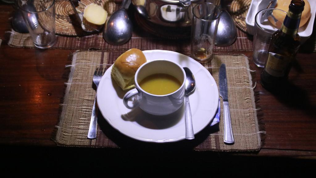 Kabale Amasiko Homestay Lake Bunyonyi מראה חיצוני תמונה